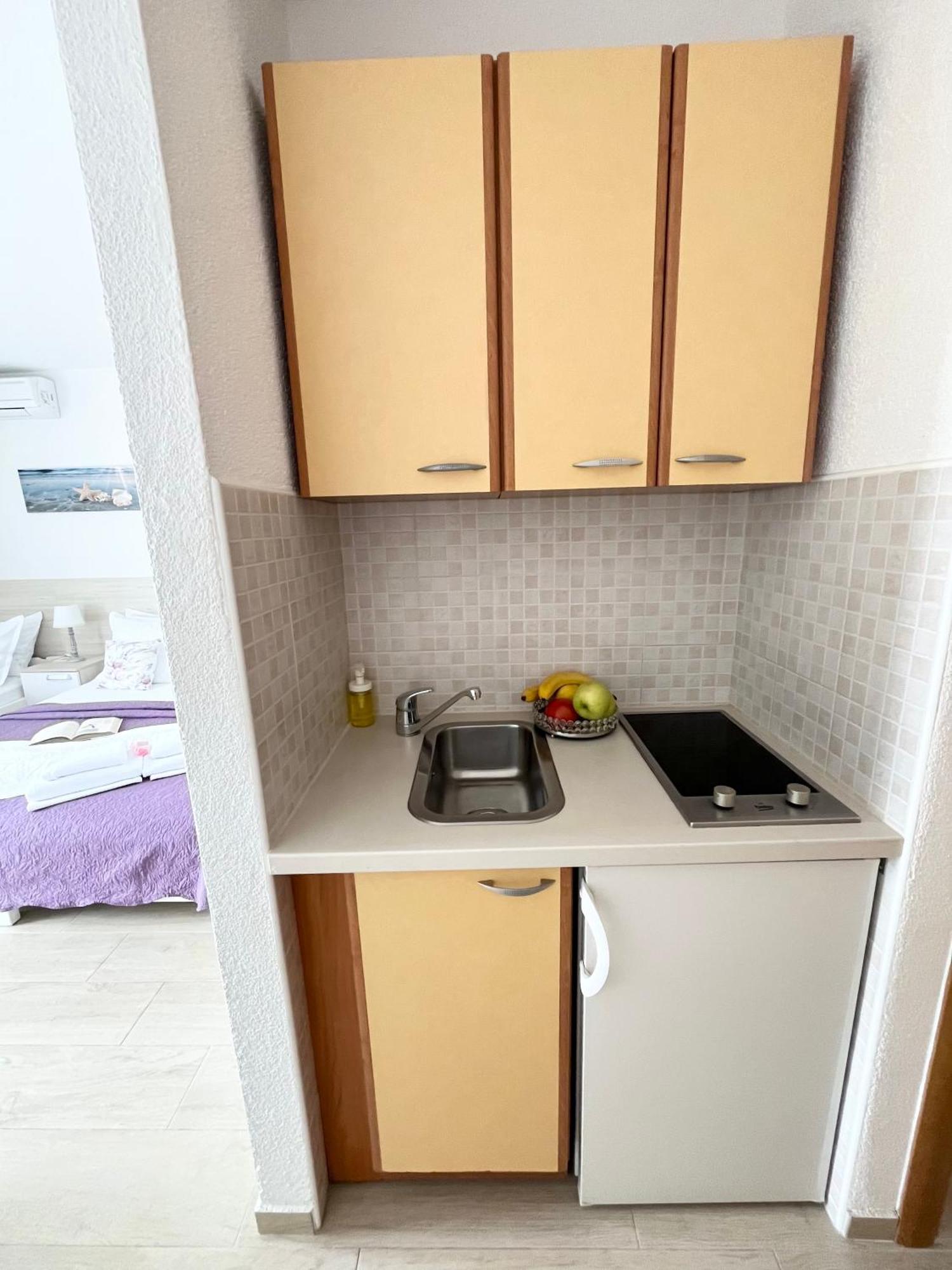 Apartments Irma Baška Voda المظهر الخارجي الصورة