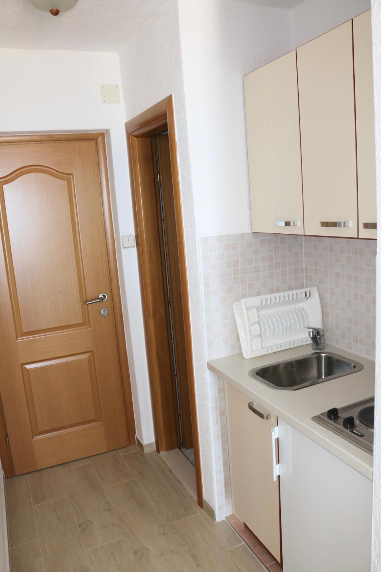 Apartments Irma Baška Voda المظهر الخارجي الصورة