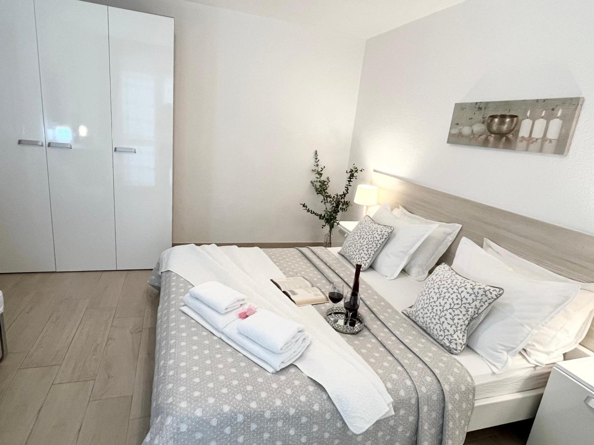 Apartments Irma Baška Voda المظهر الخارجي الصورة