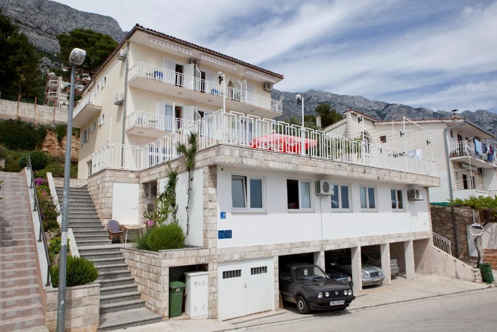 Apartments Irma Baška Voda المظهر الخارجي الصورة