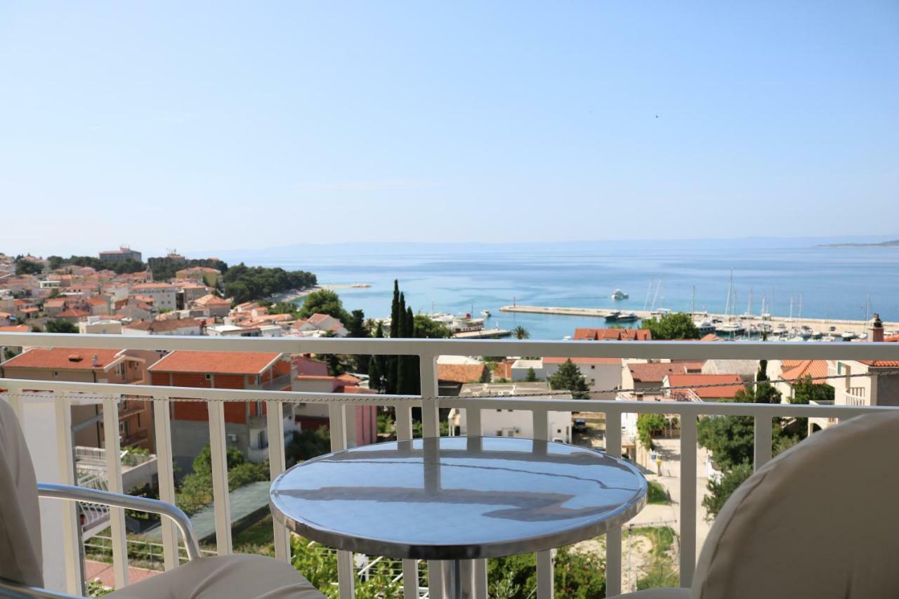 Apartments Irma Baška Voda المظهر الخارجي الصورة